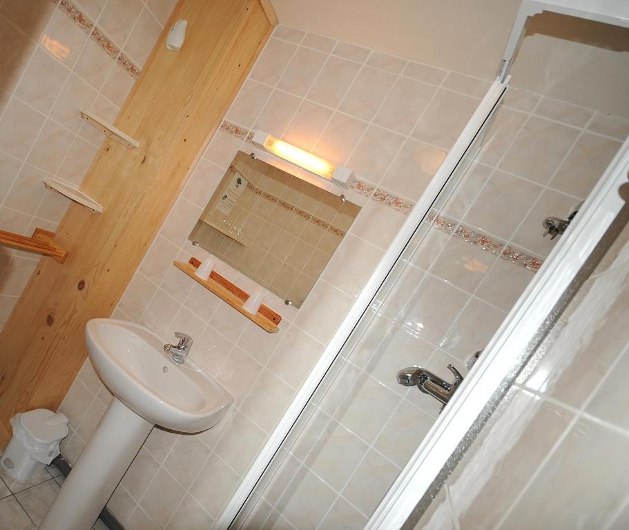 La Boule De Neige Hotel Samoens Room photo