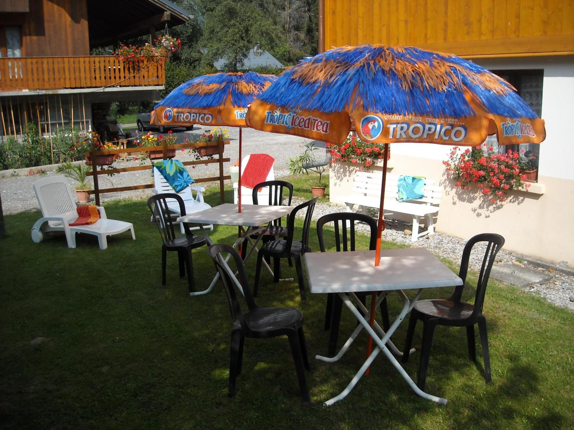 La Boule De Neige Hotel Samoens Exterior photo